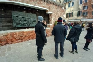 Jewish Ghetto Walking Tour and Synagogue Tour Option