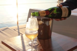 Veneza: Cruzeiro de catamarã na lagoa com música e bebidas