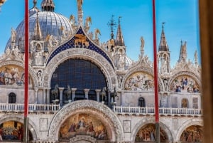 Veneza: Murano, Burano e Torcello: tour hop-on hop-off de barco