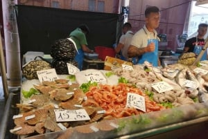 Venice: Local Fish Market With Cicchetti, Lunch, and Wine