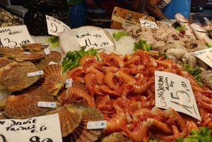 Venice: Local Fish Market With Cicchetti, Lunch, and Wine