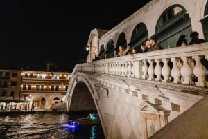 ベネチア・フード・テイスティング・ツアー:食事、ワイン、ディナーと地元ガイド