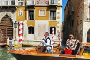 Veneza: Excursão de barco de meio dia a Murano e Burano