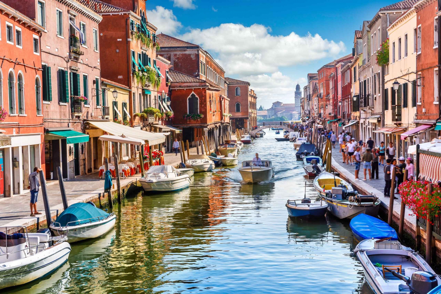 Venice: Murano Glassblowing & Prosecco Private Experience