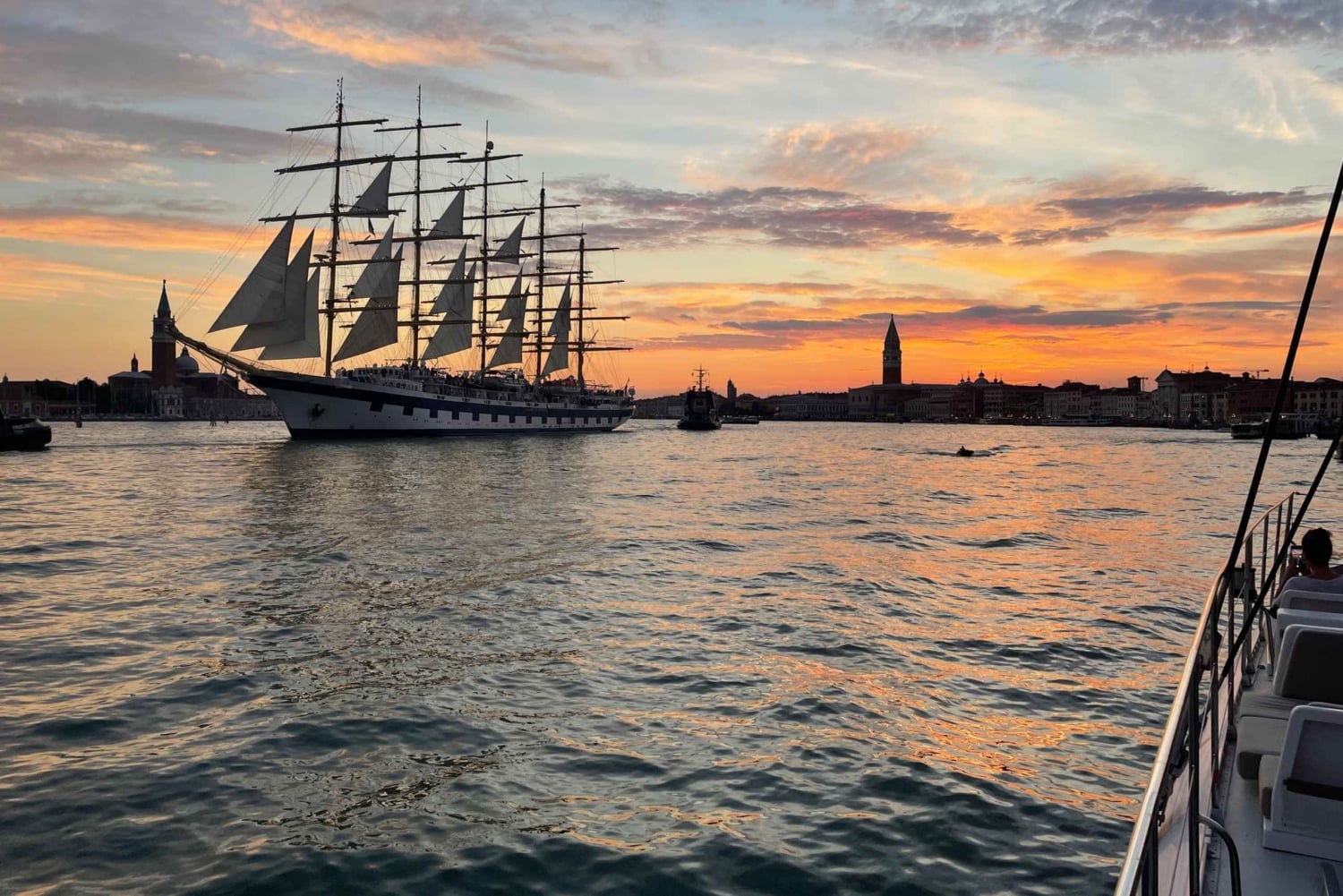 Venezia: Nattkatamarancruise i lagunen