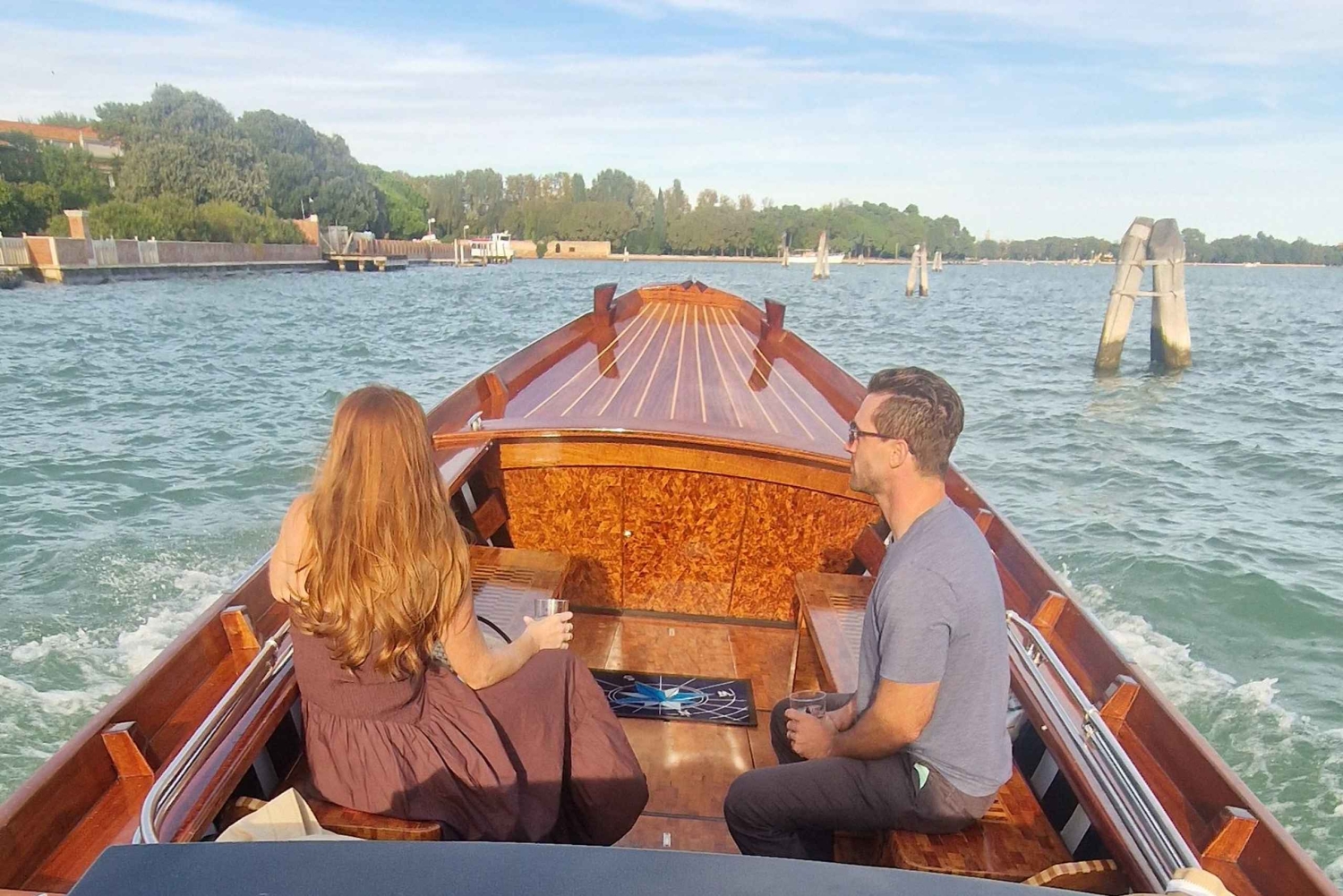 'Veden ja tulen Venetsia: Kierros historiaan, Arsenaliin ja lasitaiteeseen'.