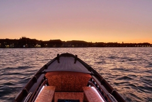 'Veden ja tulen Venetsia: Kierros historiaan, Arsenaliin ja lasitaiteeseen'.