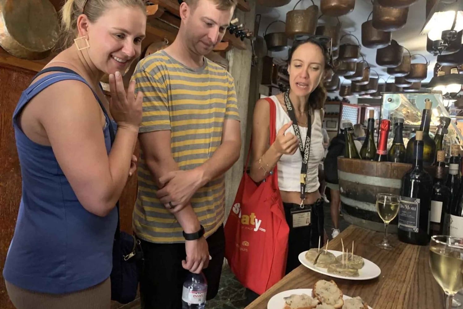 Venice old Taverns and Rialto Market Food Adventure