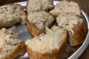 Venice old Taverns and Rialto Market Food Adventure