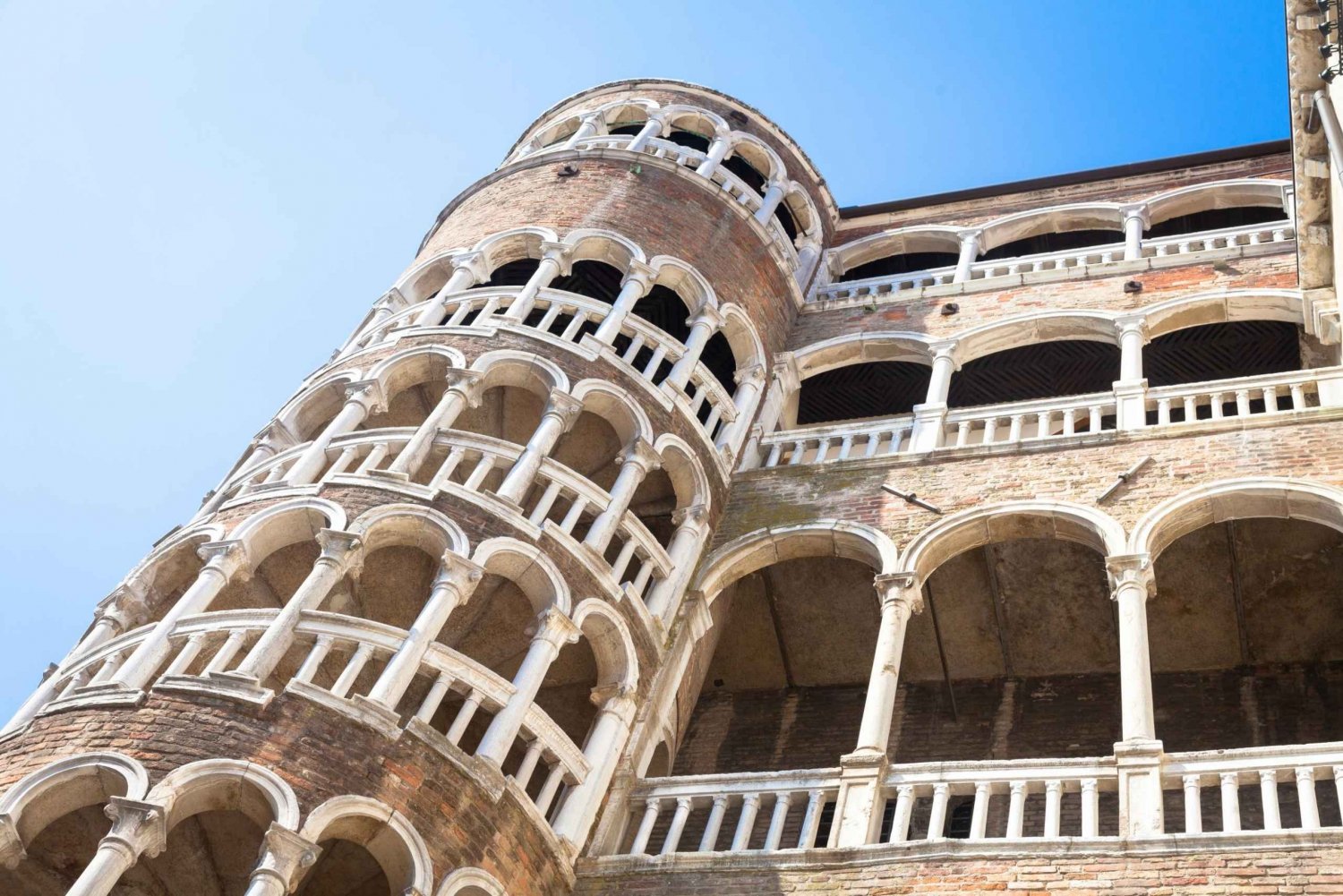 Venice: Palazzo Contarini del Bovolo Entrance Ticket