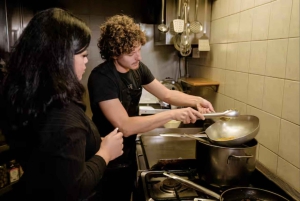 Venise : cours de cuisine, pâtes carbonara et vin
