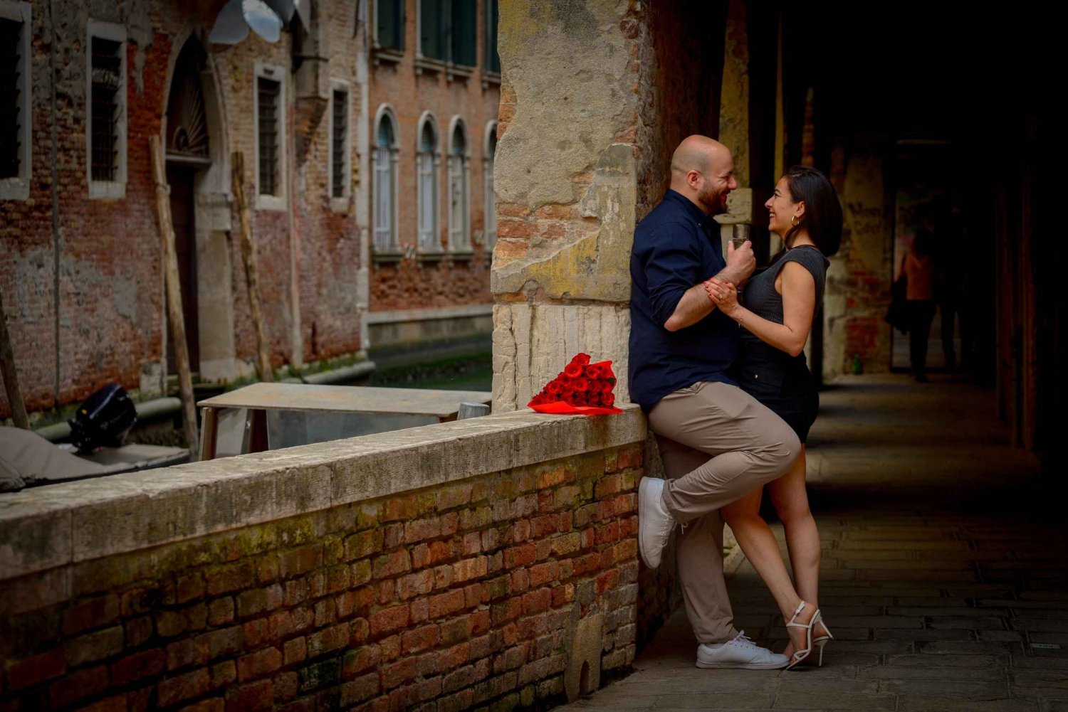 Photoshoot in Venice: Your Story, Our Lens - Book Now!