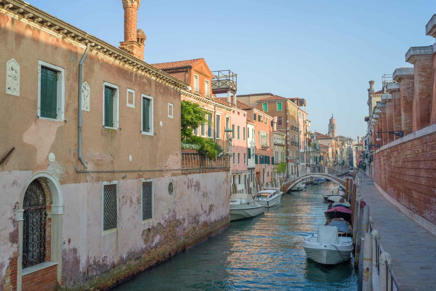 Venice: Private Accademia Gallery and Dorsoduro Guided Tour