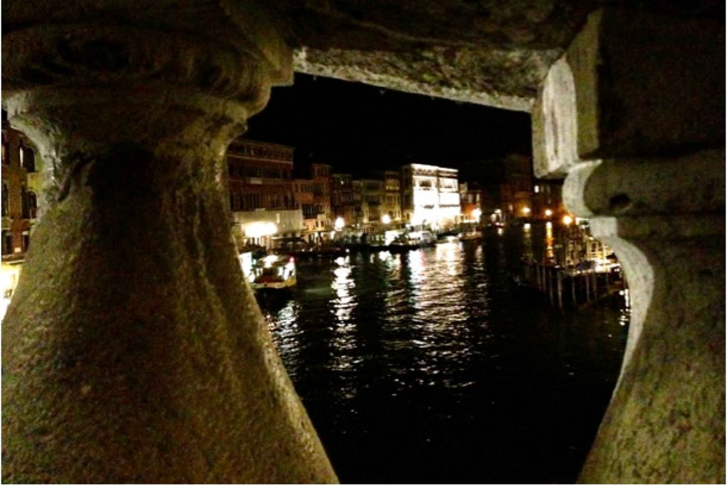 Veneza: excursão privada após o anoitecer e passeio de gôndola