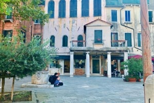 Venice: Private Cannaregio and Jewish Quarter Tour