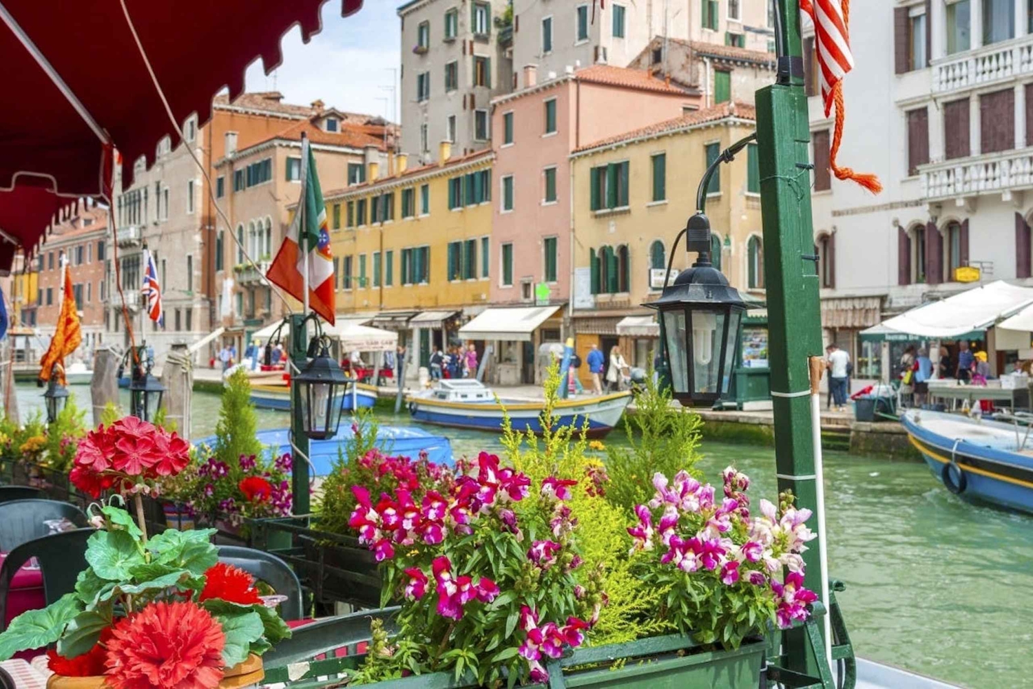 Venice: Private City Hidden Gems and Local Hotspots Tour