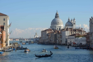 Венеция: частная вечерняя прогулка с катанием на гондоле