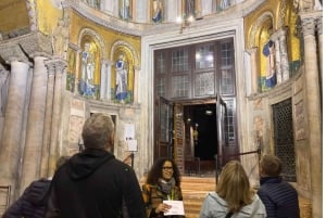 Wenecja: Prywatny wieczorny spacer z wejściem VIP do Bazyliki św. Marka