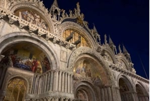 Wenecja: Prywatny wieczorny spacer z wejściem VIP do Bazyliki św. Marka