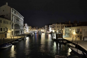 Venice: Private Ghost Tour and Gondola Ride