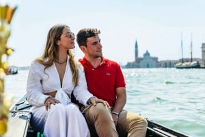 Venice: Private Gondola Ride along Grand Canal