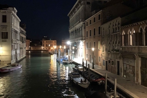 Venice: Private Guided Walking Tour at Sunset
