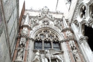 Venetsian yksityinen kierros: historiaa, taidetta ja ainutlaatuista tunnelmaa