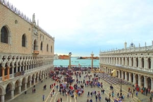 Venetsian yksityinen kierros: historiaa, taidetta ja ainutlaatuista tunnelmaa