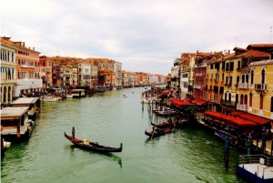 Venice: Private Tour with St. Mark's and Gondola Ride
