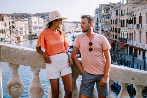 Venice: Private Walking Tour, Doges Palace and Gondola Ride