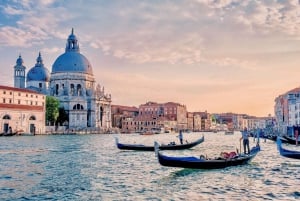 Venice: Private Walking Tour with Optional Gondola Ride