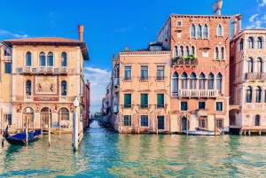 Venice: Private Walking Tour with Optional Gondola Ride