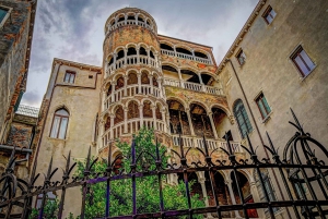 Venice: Private Walking Tour with Optional Gondola Ride