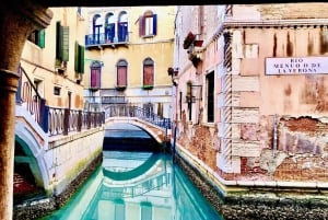 Venice: Private Walking Tour with Optional Gondola Ride