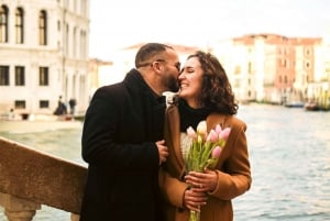 Venice: Professional photoshoot at the Rialto Bridge