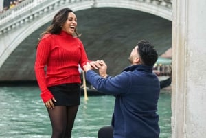 Venice: Professional photoshoot at the Rialto Bridge