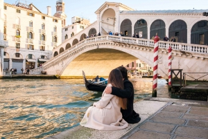 Venice: Professional photoshoot at the Rialto Bridge