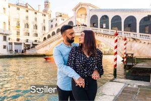 Venice: Professional Photoshoot at the Rialto Bridge