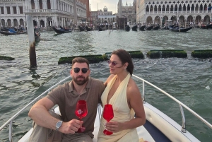 Venedig: Entspannte und romantische Kreuzfahrt in der Lagune von Venedig