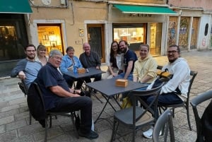 ヴェネツィアリアルト地区ストリートフードツアーと観光