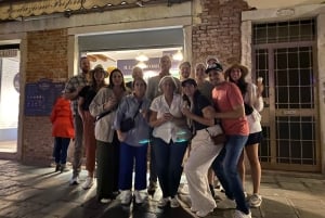 ヴェネツィアリアルト地区ストリートフードツアーと観光