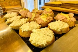 ヴェネツィアリアルト地区ストリートフードツアーと観光