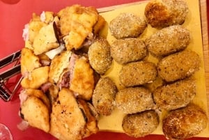 ヴェネツィアリアルト地区ストリートフードツアーと観光