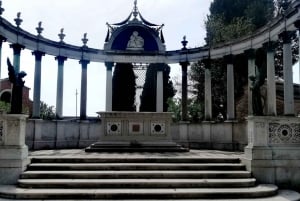 Venice: San Michele Cemetery Island Vaporetto & Walking Tour