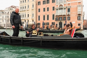 Venice: Shared Gondola Ride and Serenade