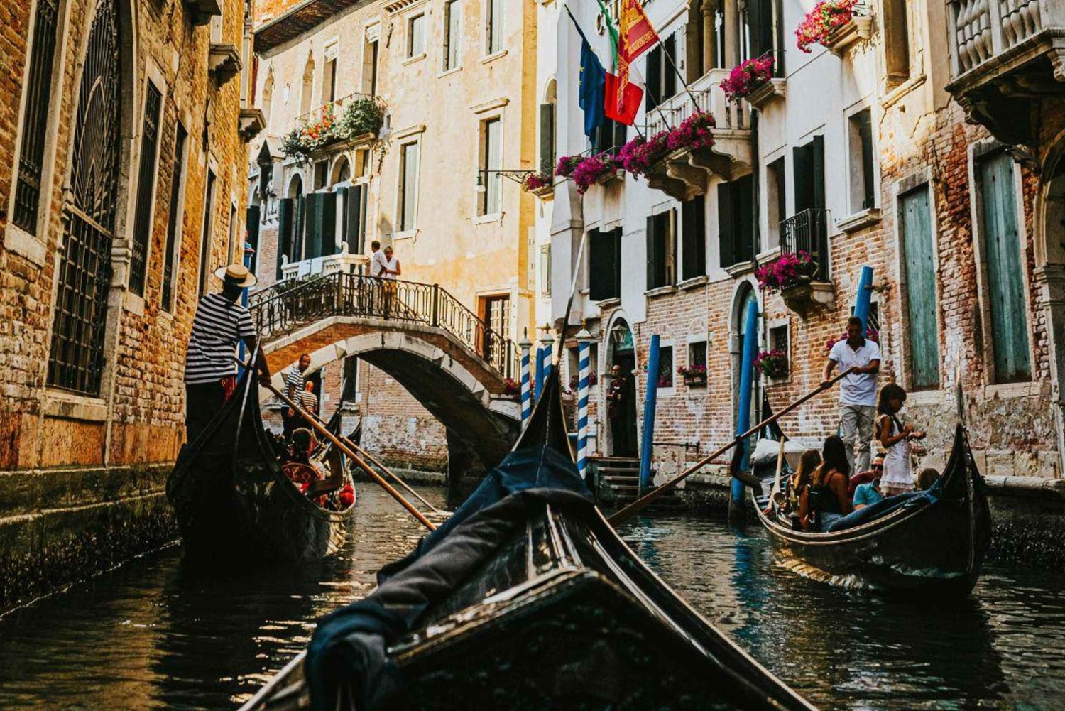 Venice: Shared Gondola Ride at Sunset