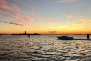 Venice: Shared Gondola Ride at Sunset