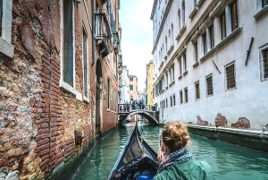 ヴェネツィア：乗合ゴンドラをご利用ください