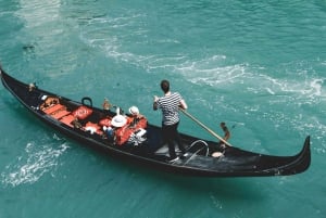 Venedig: Fælles gondol gennem betagende Sukkenes Bro