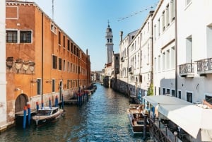 Venice: Shared Water Taxi Transfer to Marco Polo Airport